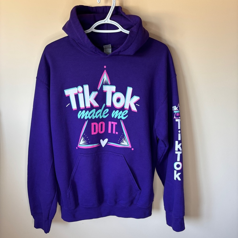 Gildan women’s Purple ‘TikTok Made Me Do It’ Hoodie Medium